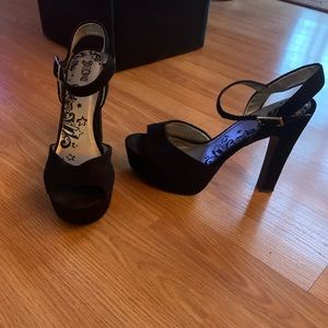 Cute spring/summer high heel sandle, size 11